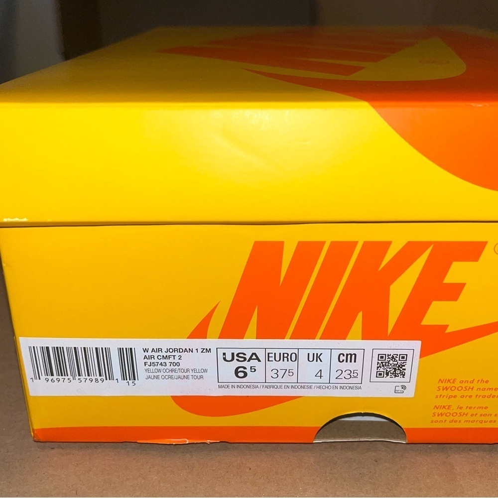Jordan 1 high w Air Zoom cmft 2
Brand new - Picture 12 of 16